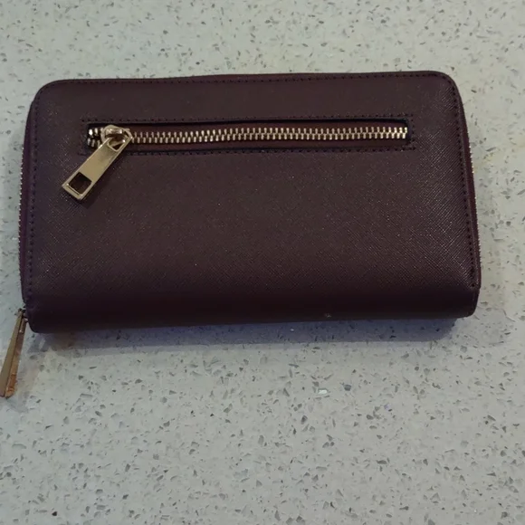 Beautiful purple wallet by Aldo 💜💜💜 - Picture 4 of 8